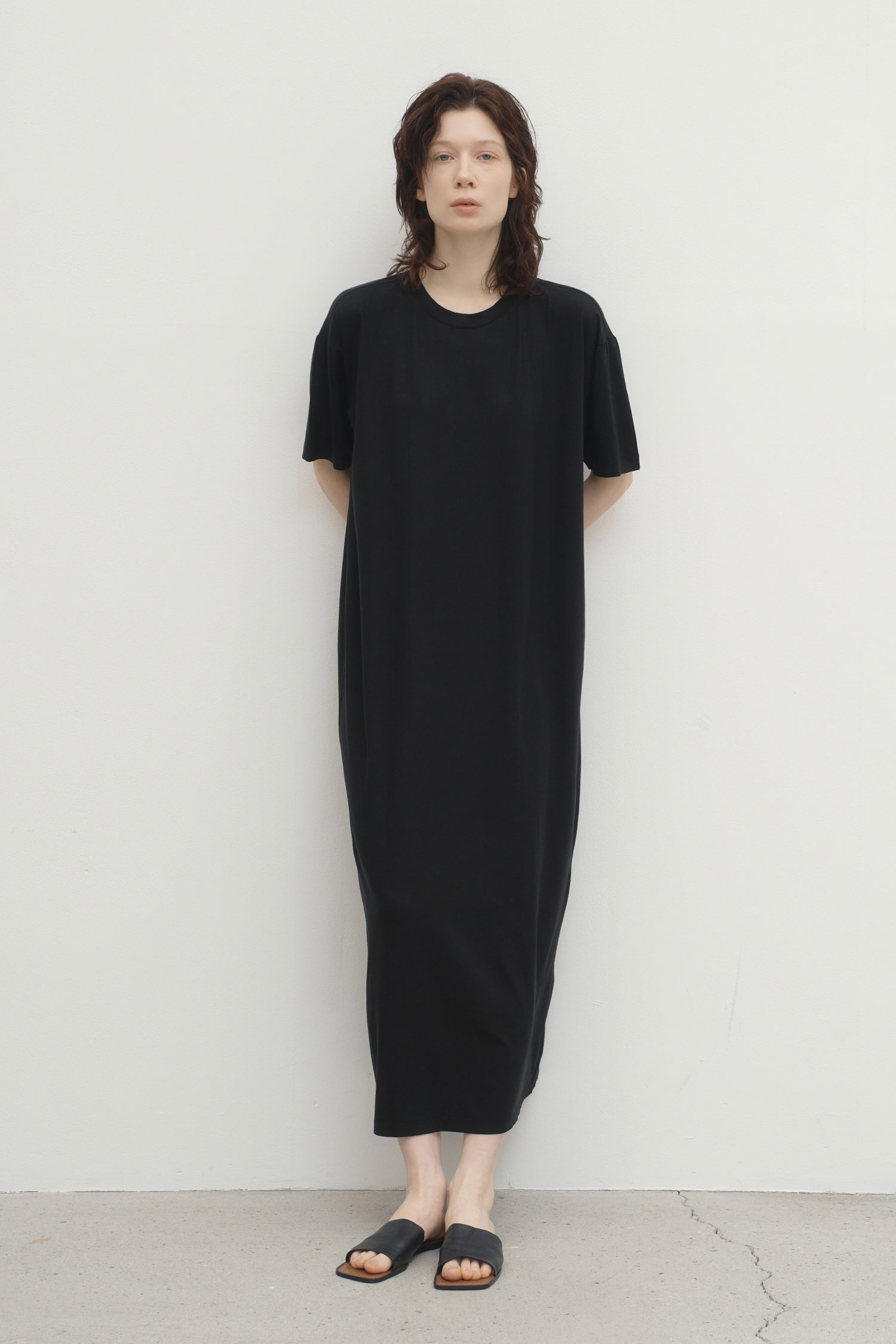 WW25 / RAYON OVERSIZED SHORT SLEEVES DRESS