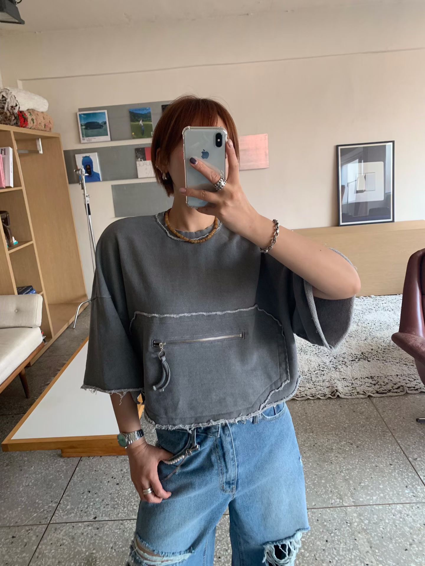 KL19 / FRAYED HEM ZIP DETAIL TEE