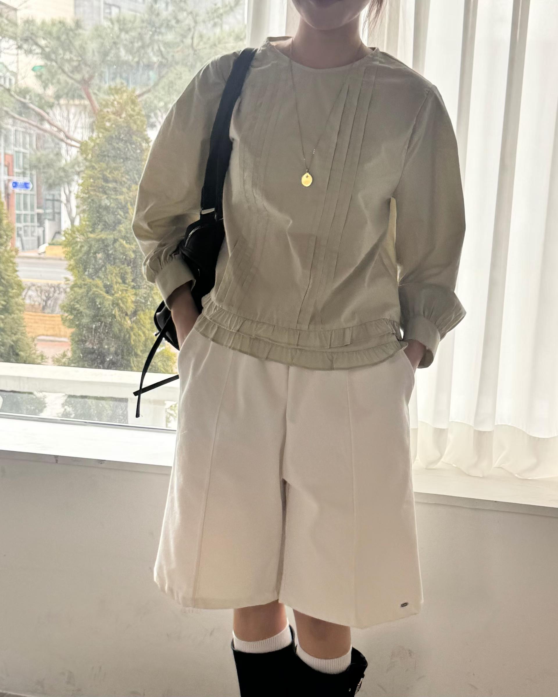 EGYPT RUFFLE HEM TWO WAYS BLOUSE