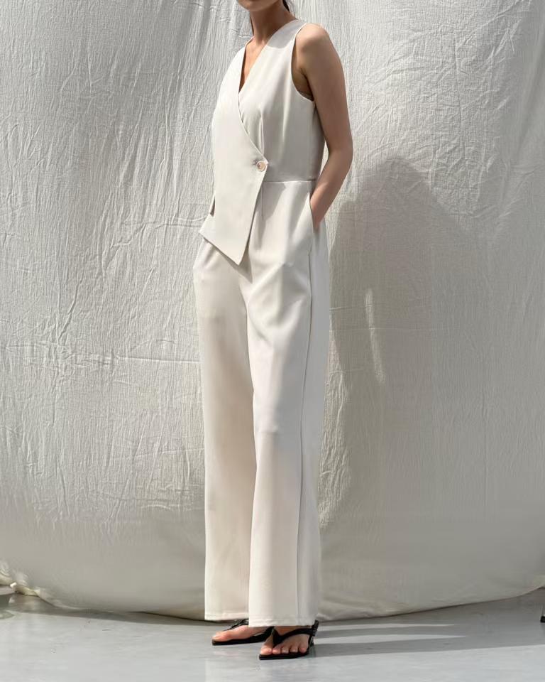 FLORE MINIMALIST VEST PANTSUIT