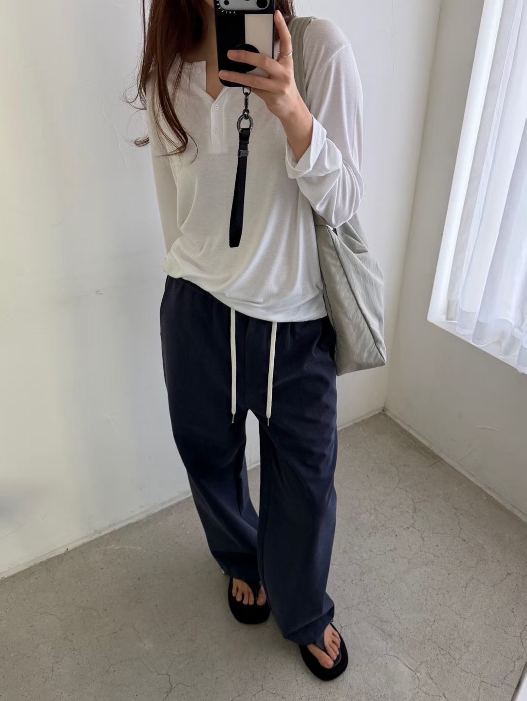 DINNIE HENLEY BUTTONS LONG SLEEVES TEE