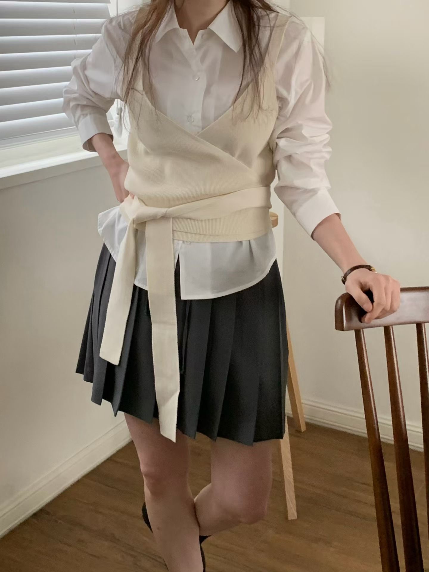 JU13 / WRAP OVER KNIT VEST