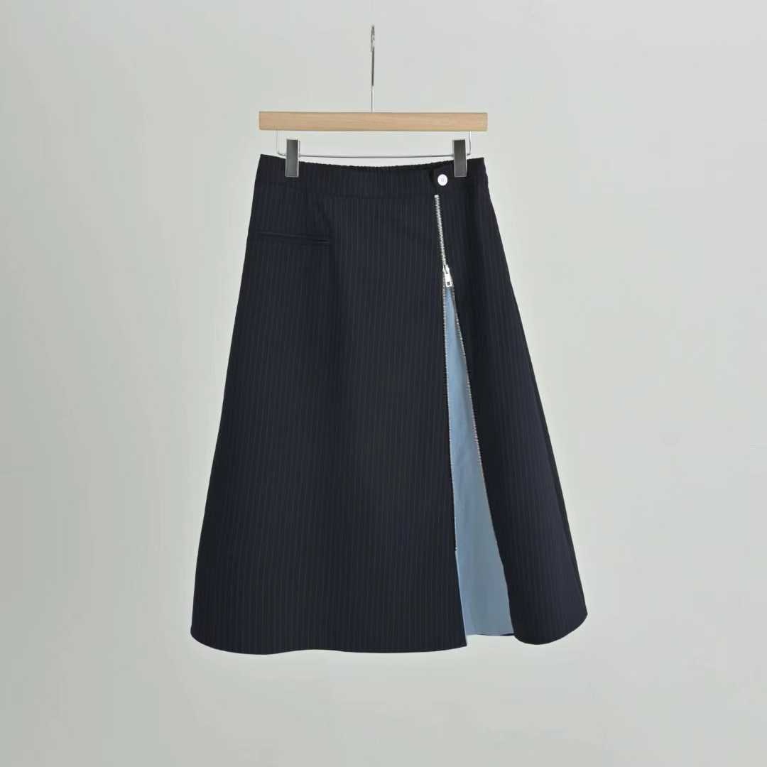 EMORY ZIP DETAIL PINSTRIPE SKIRT