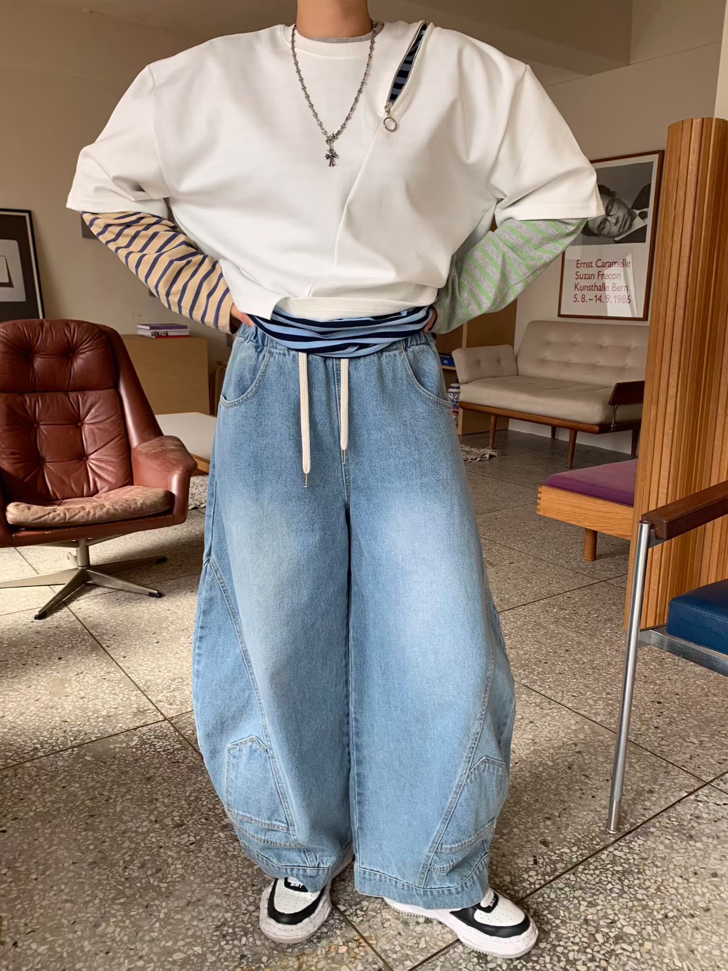 KL11 / LIGHY WASH BARREL JEANS