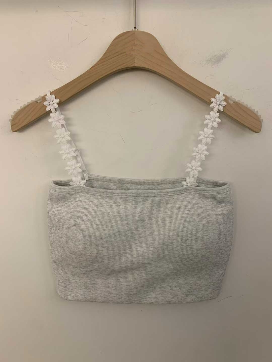 DOMINGA FLOWER APPLIQUE STRAPS BRALETTE