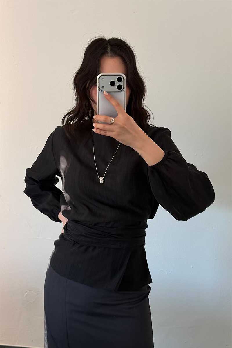 EASTON MULTI TIE BLOUSE