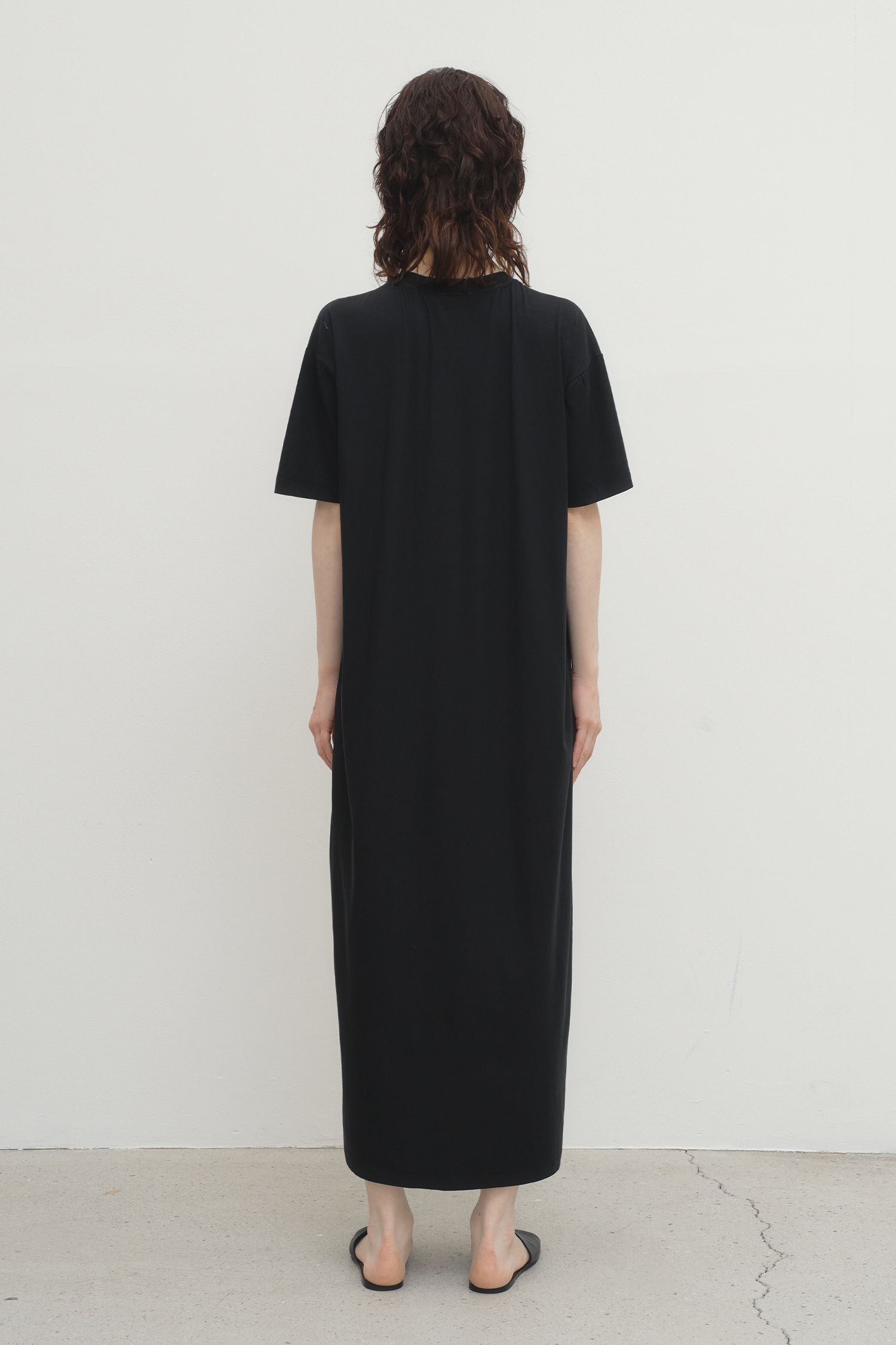 WW25 / RAYON OVERSIZED SHORT SLEEVES DRESS