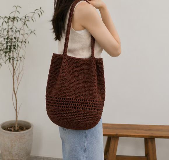 PG15 / SUMMER WOVEN SLING BAG