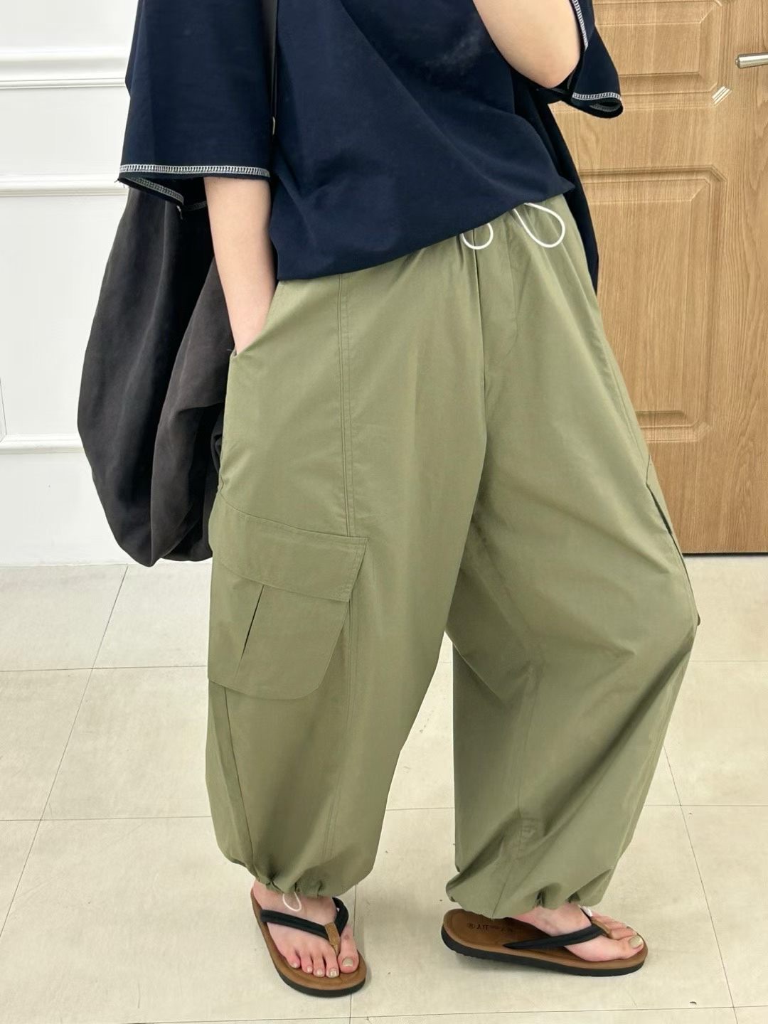 KL20 / TOGGLE HEM UTILITY TROUSERS