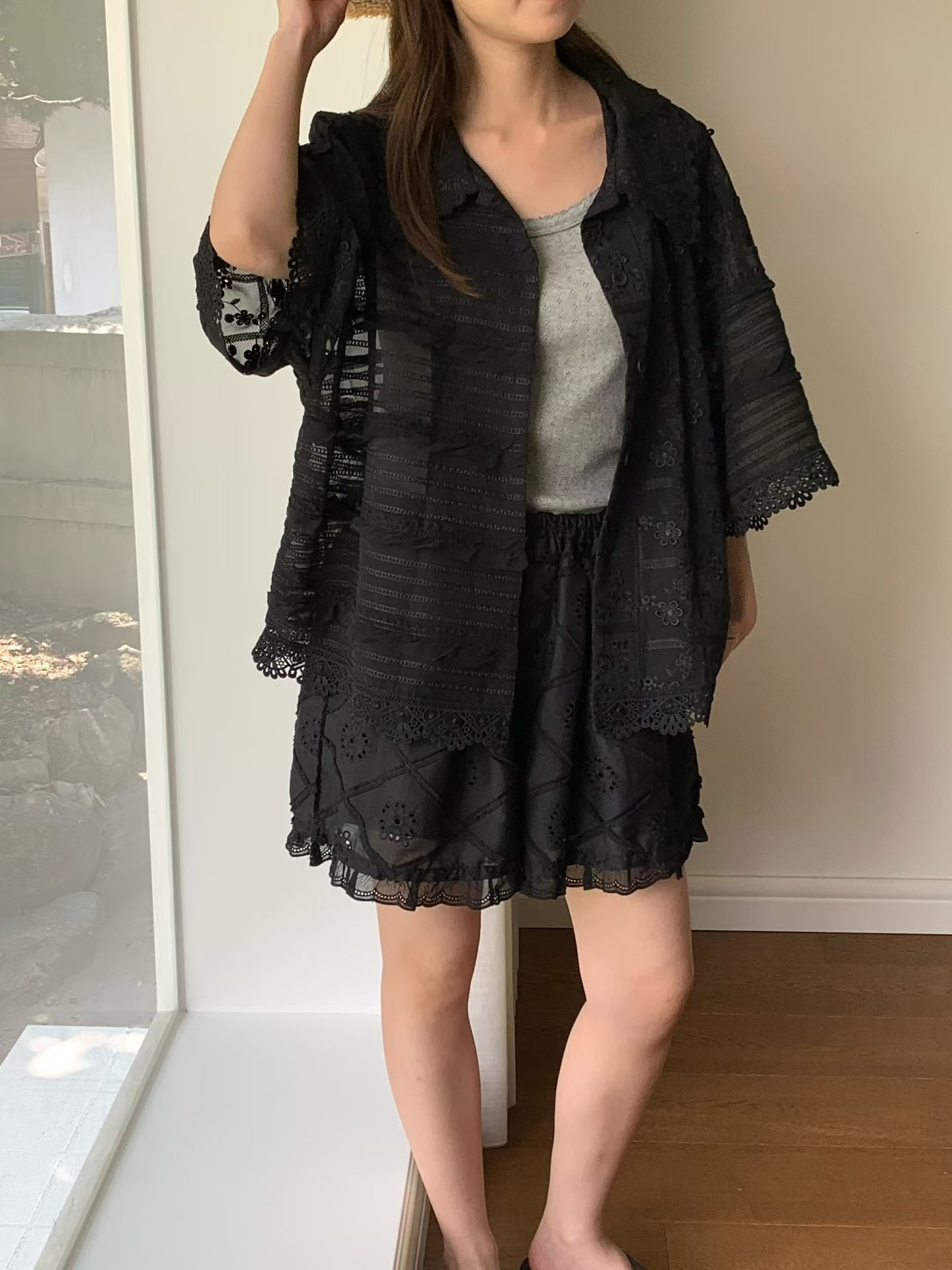 RT06 / MIXED RUFFLE LACE OUTER SHIRT