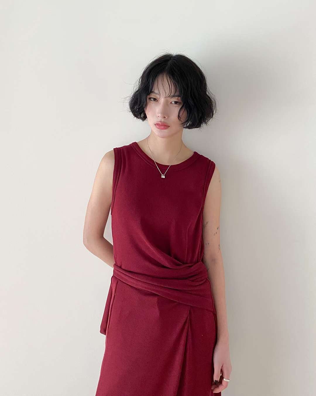 TS15 / TIE-WRAP AROUND SLEEVELESS DRESS