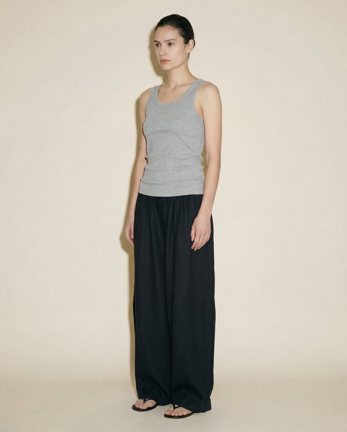JY26 / ROUND NECKLINE COTTON TANK TOP