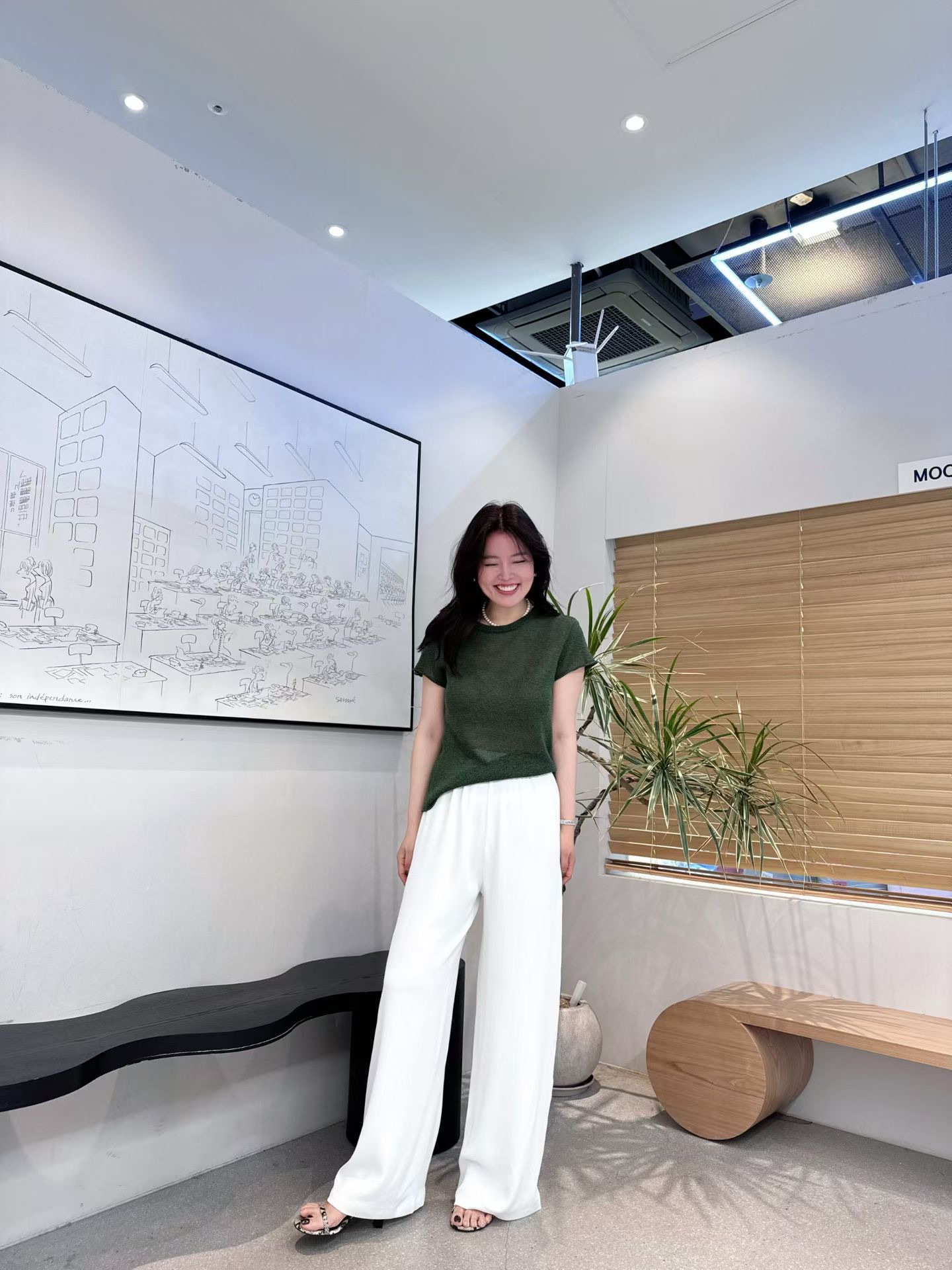 KF44 / ELASTIC WAISTBAND STRAIGHT TROUSERS