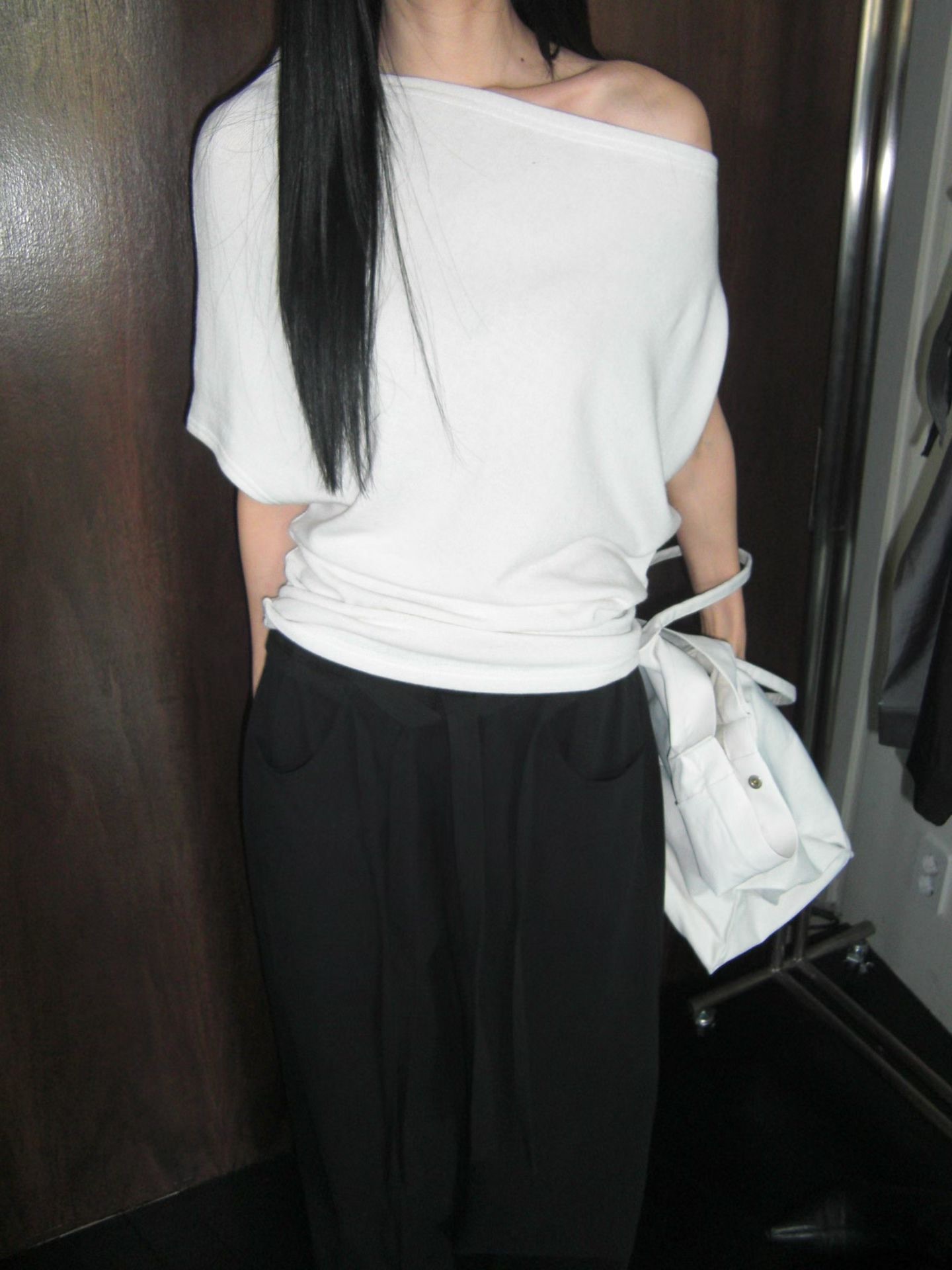 TS12 / ONE SHOULDER RUCHED TOP