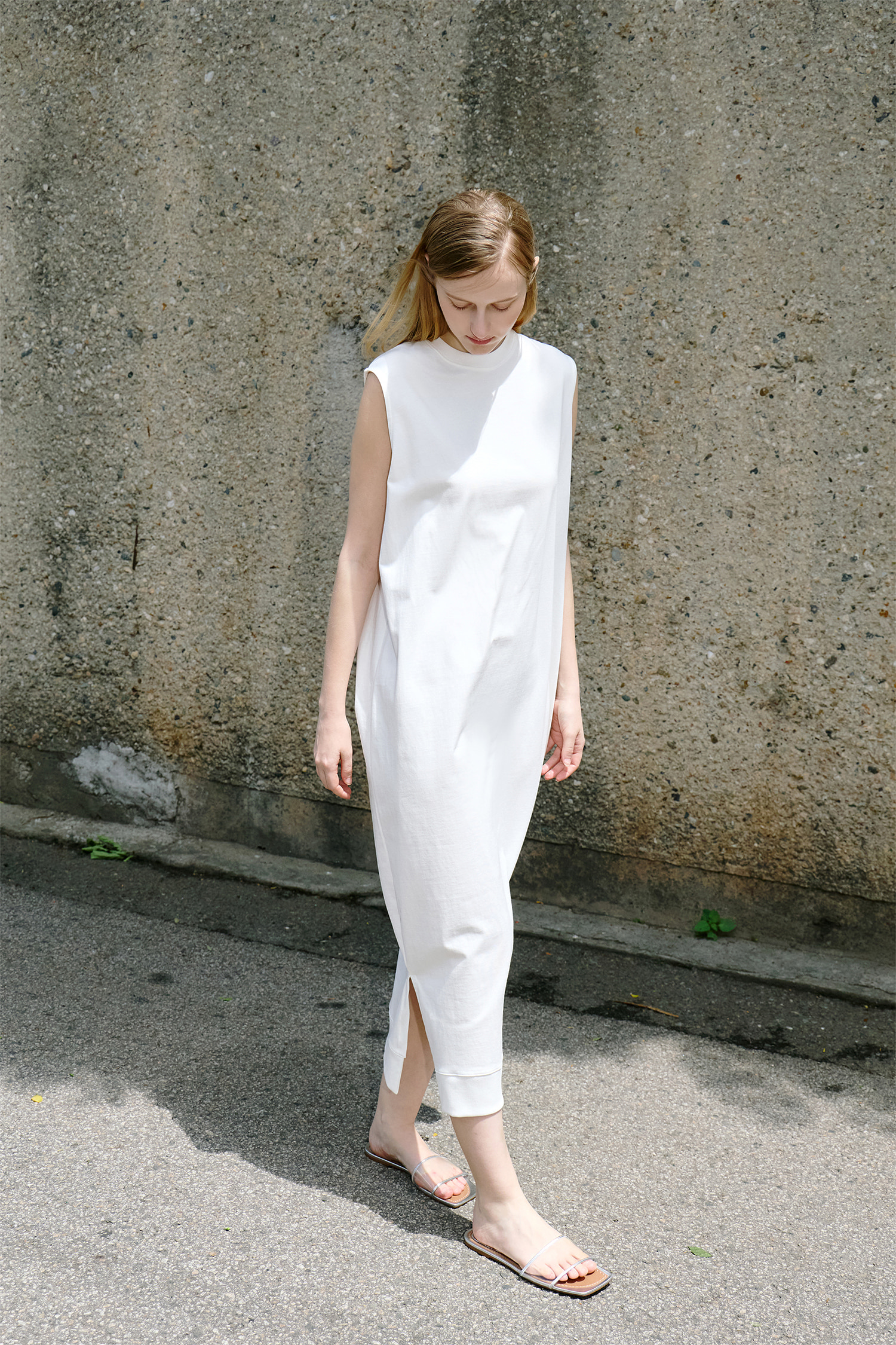 WW30 / SOLID SLIT DRESS