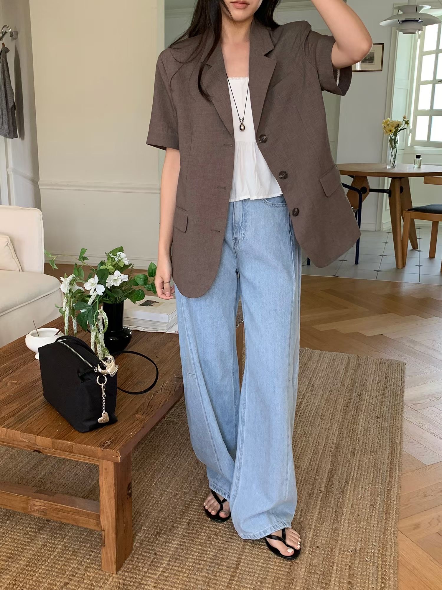 1000426 / SHORT SLEEVES BUTTON BLAZER
