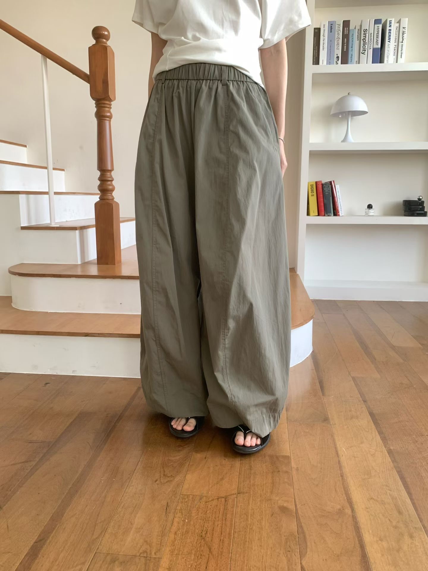 PG28 / RUFFLE WAIST BAND BAGGY TROUSERS