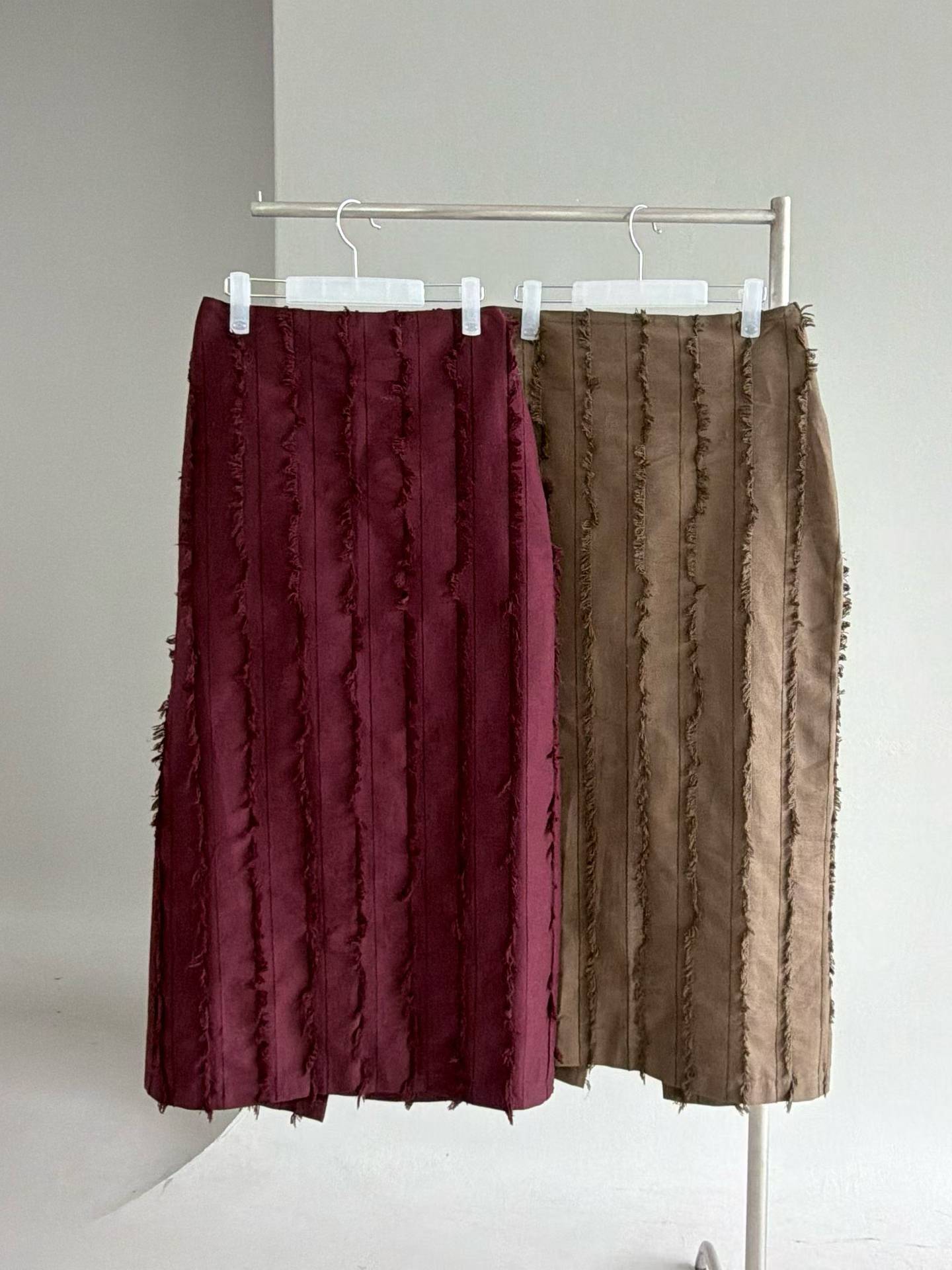 FILIZ TESSEL TRIM DETAIL SKIRT