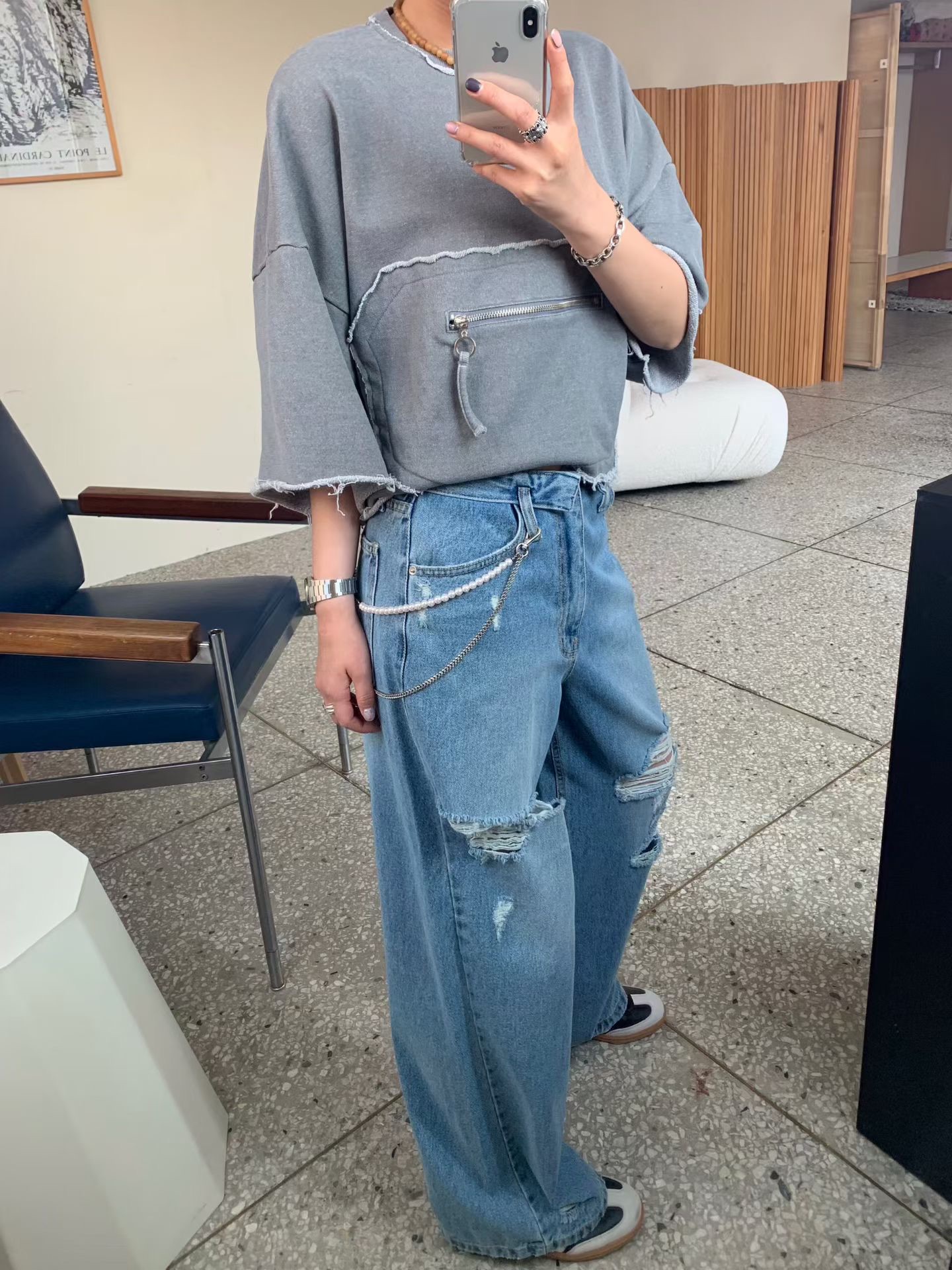 KL20 / DISTRESS LOOSE FIT JEANS