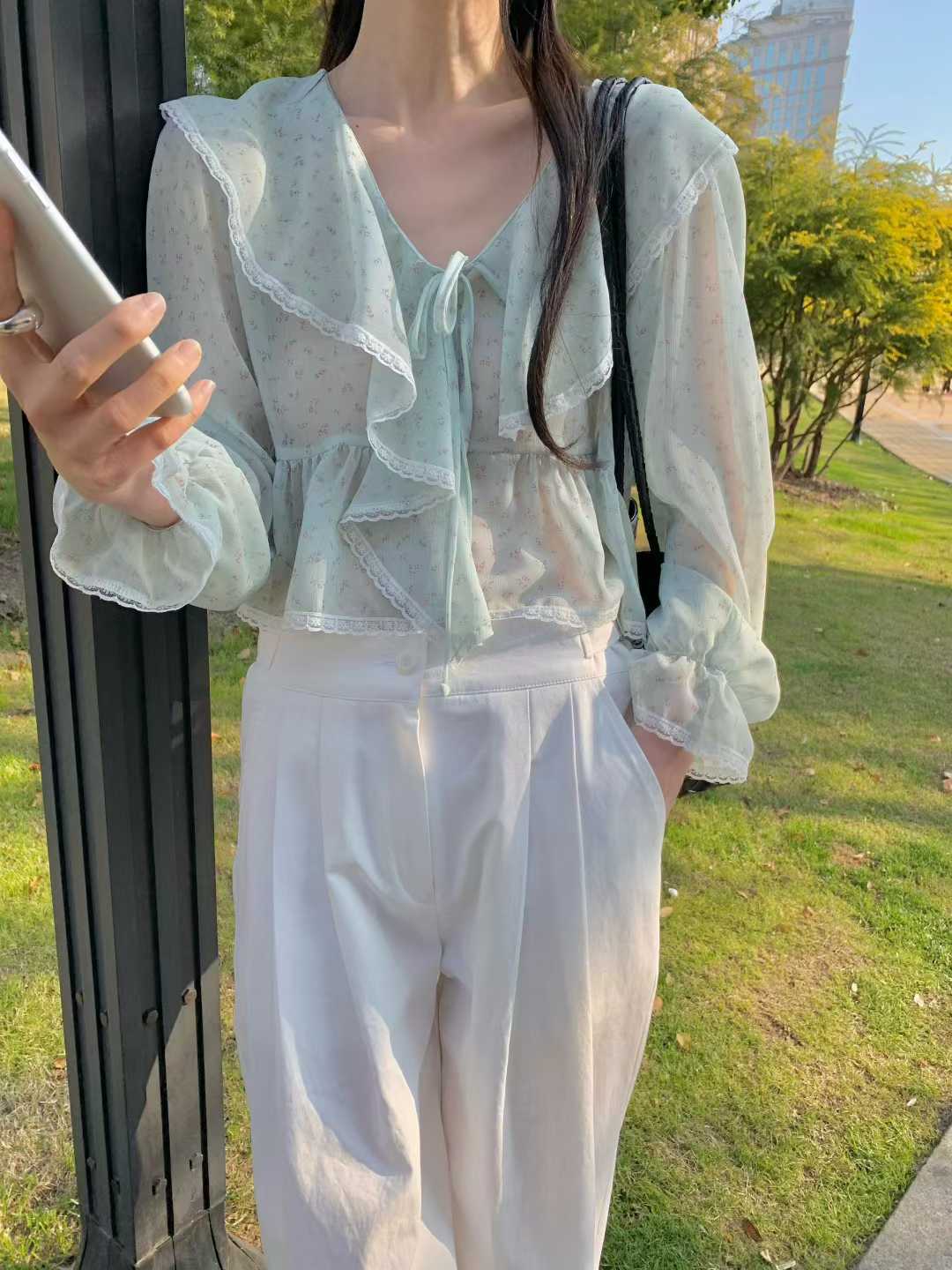 EMMA OVERLAP COLLAR ROMANTIC BLOUSE