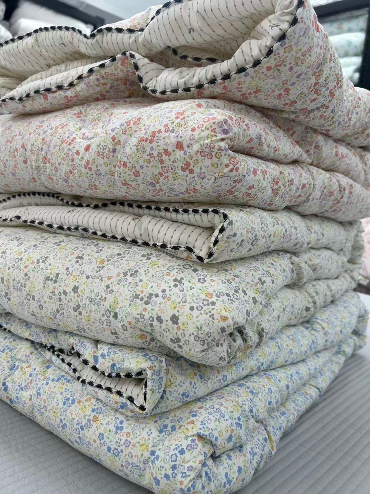 BN08 / DITSY FLORAL BLOSSOM BLANKET