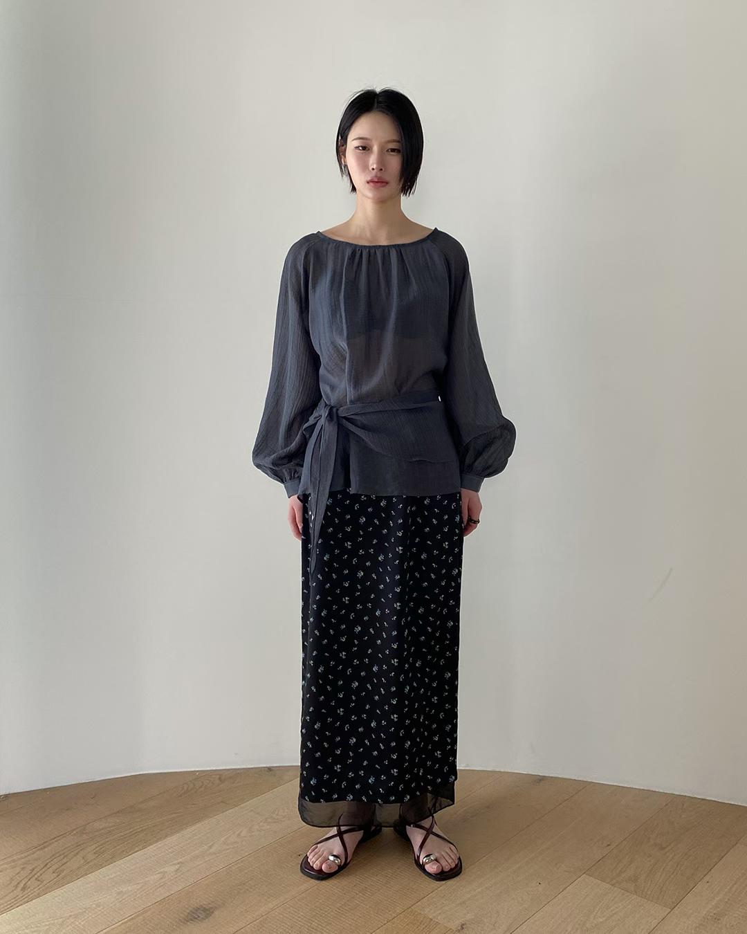 ESSENCE BACK BANDING SATIN FLORAL SKIRT