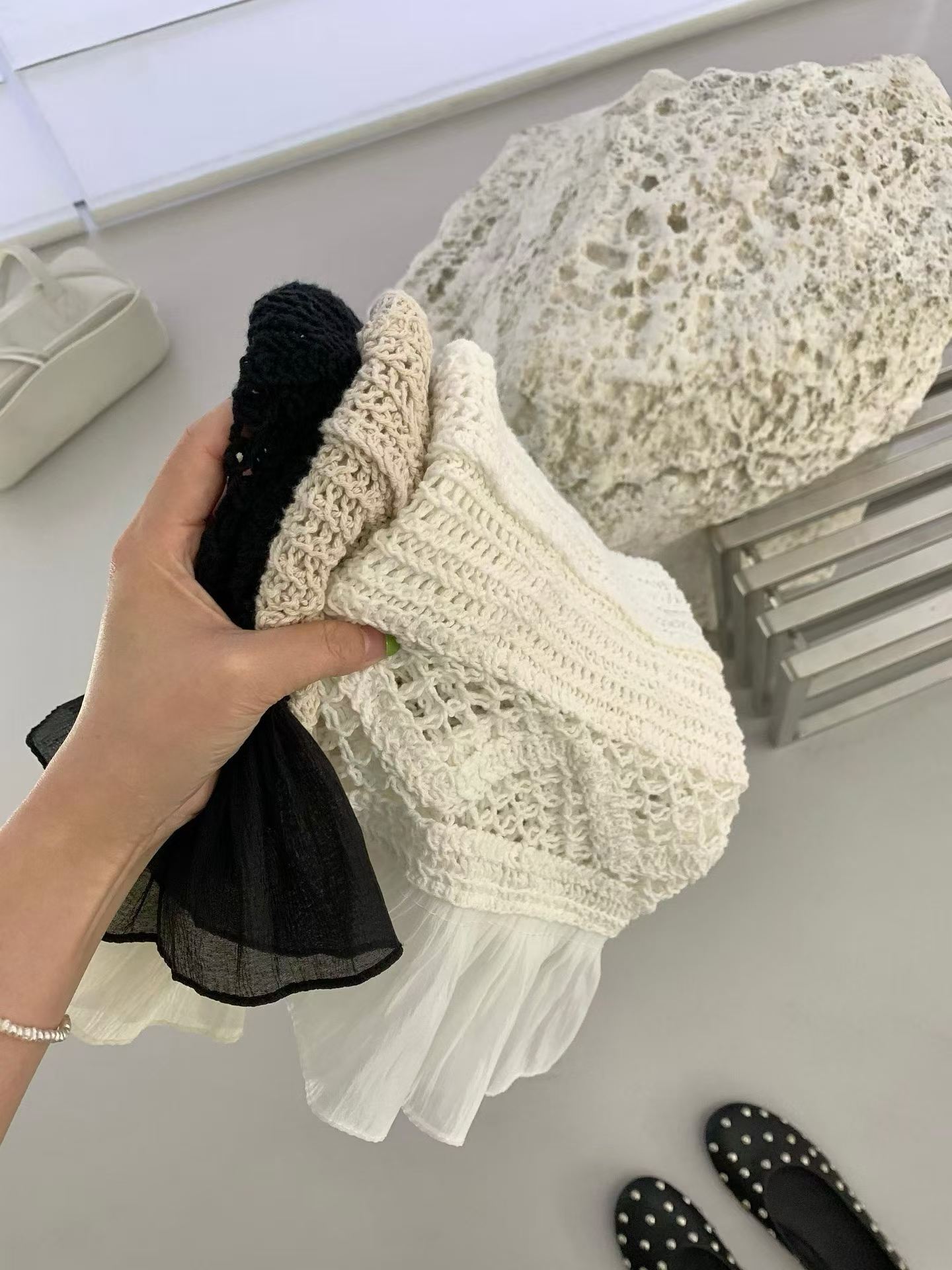 FARON CROCHET LACE CAMISOLE