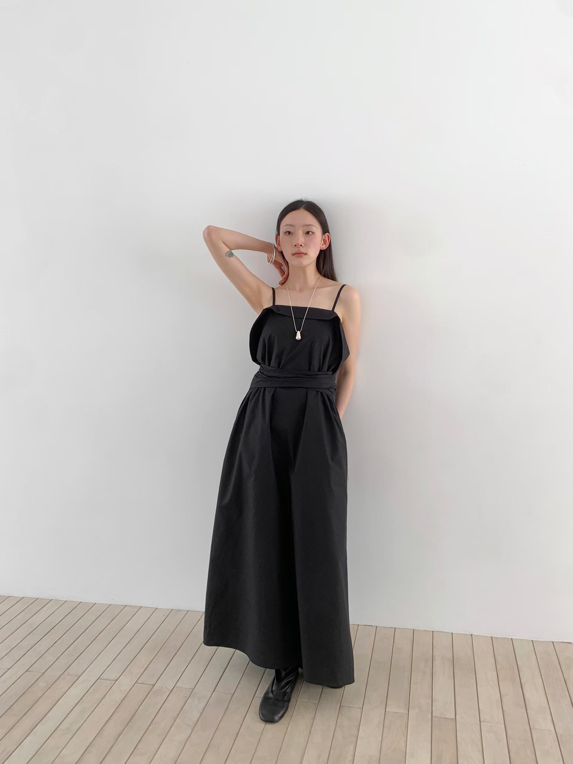 FERNANDA MINIMALIST FLAP MAXI SPAGHETTI DRESS