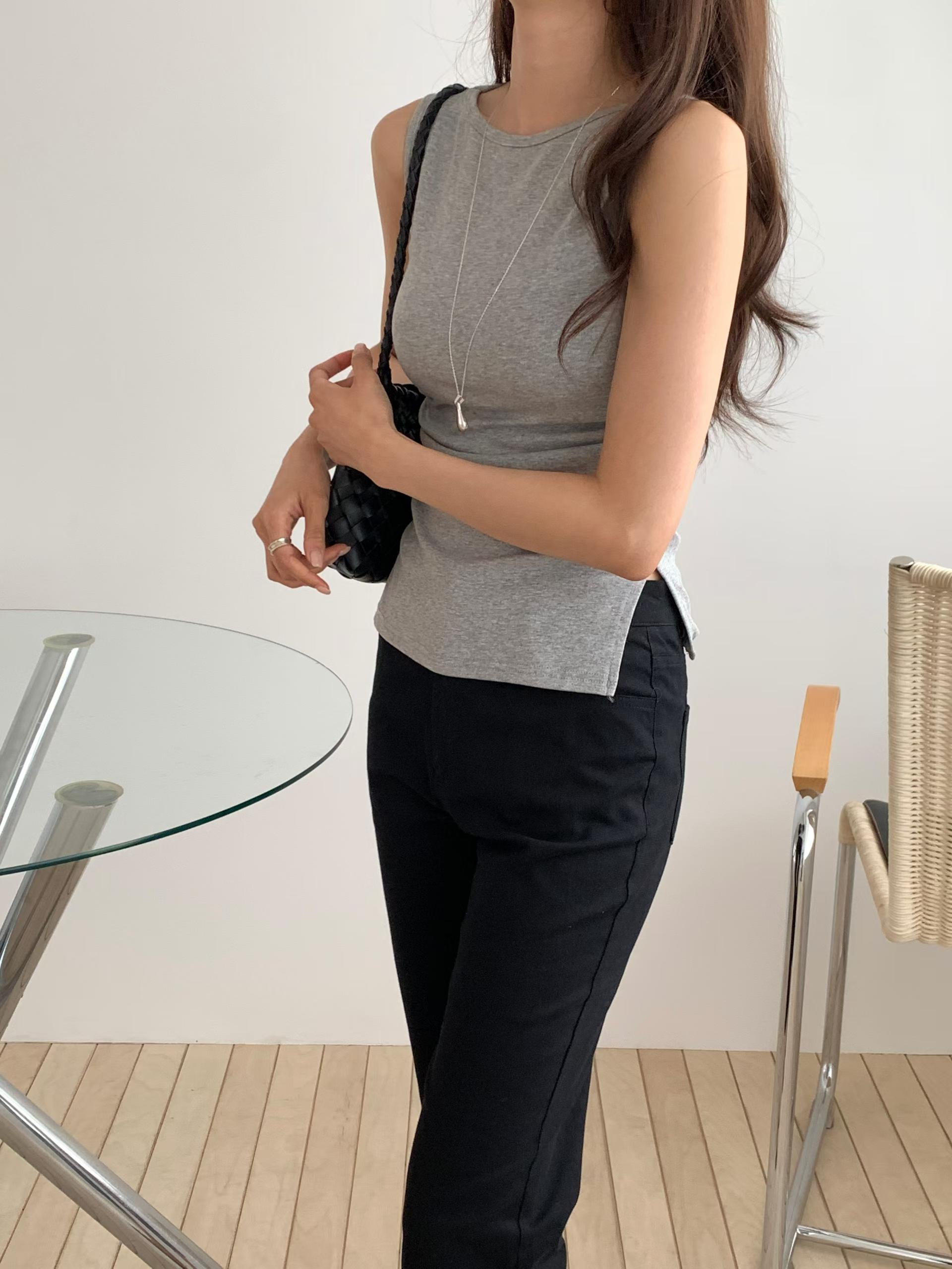 FATIMA SIDE RUCH FITTED TANK TOP