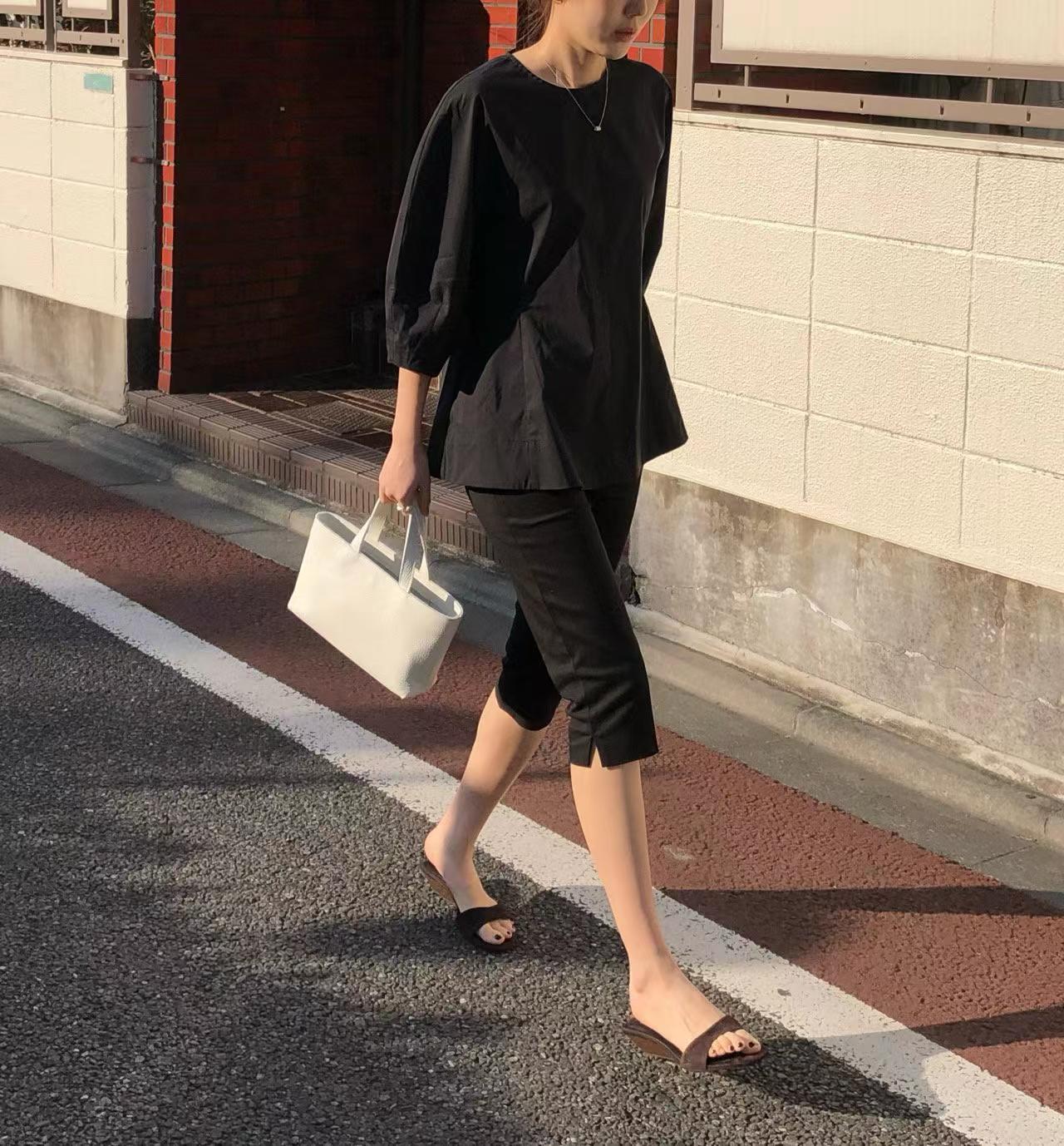 EVREN VOLUME FLARED BLOUSE