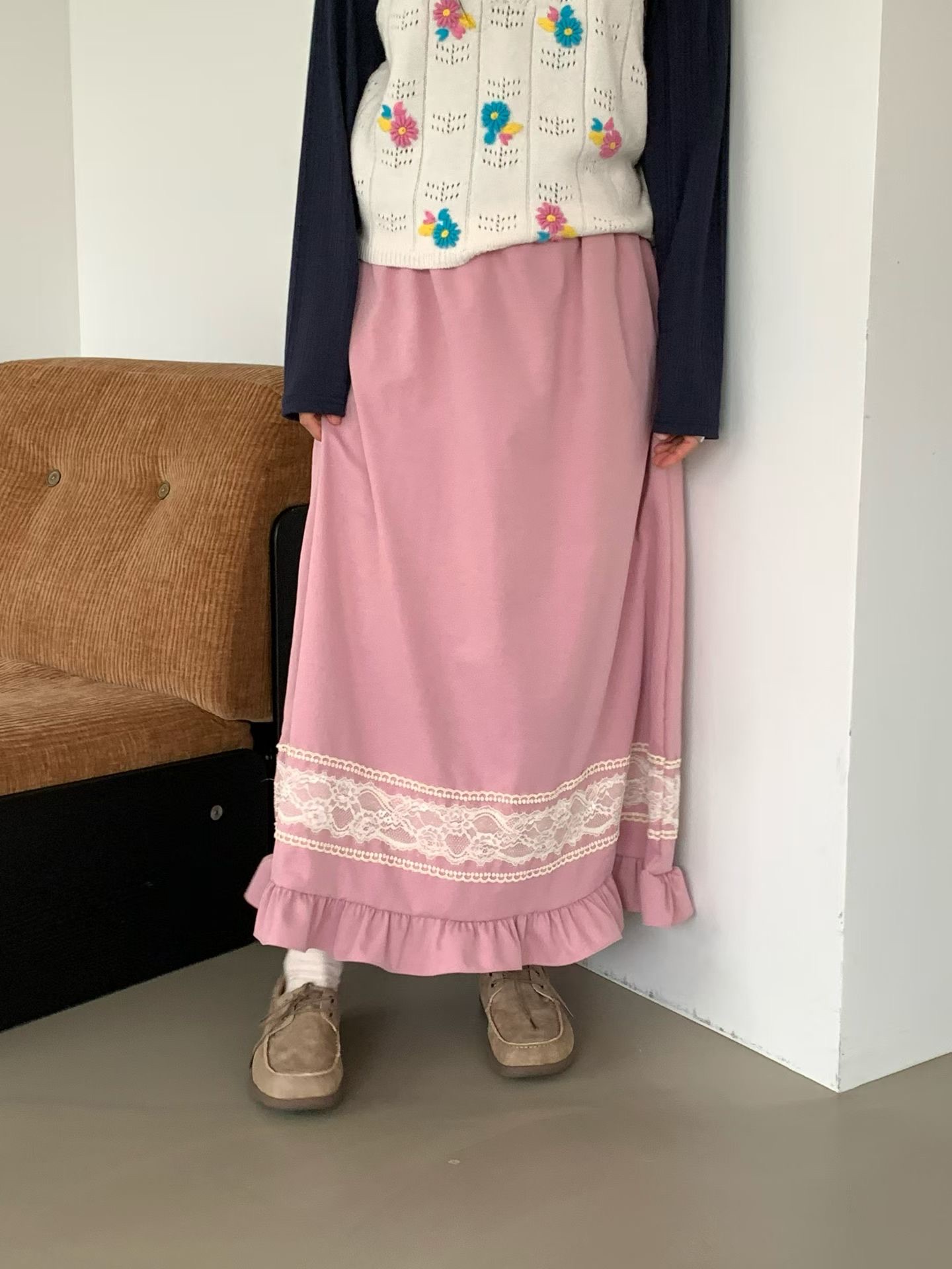 VP19 / RUFFLED FLOUNCE HEM SKIRT
