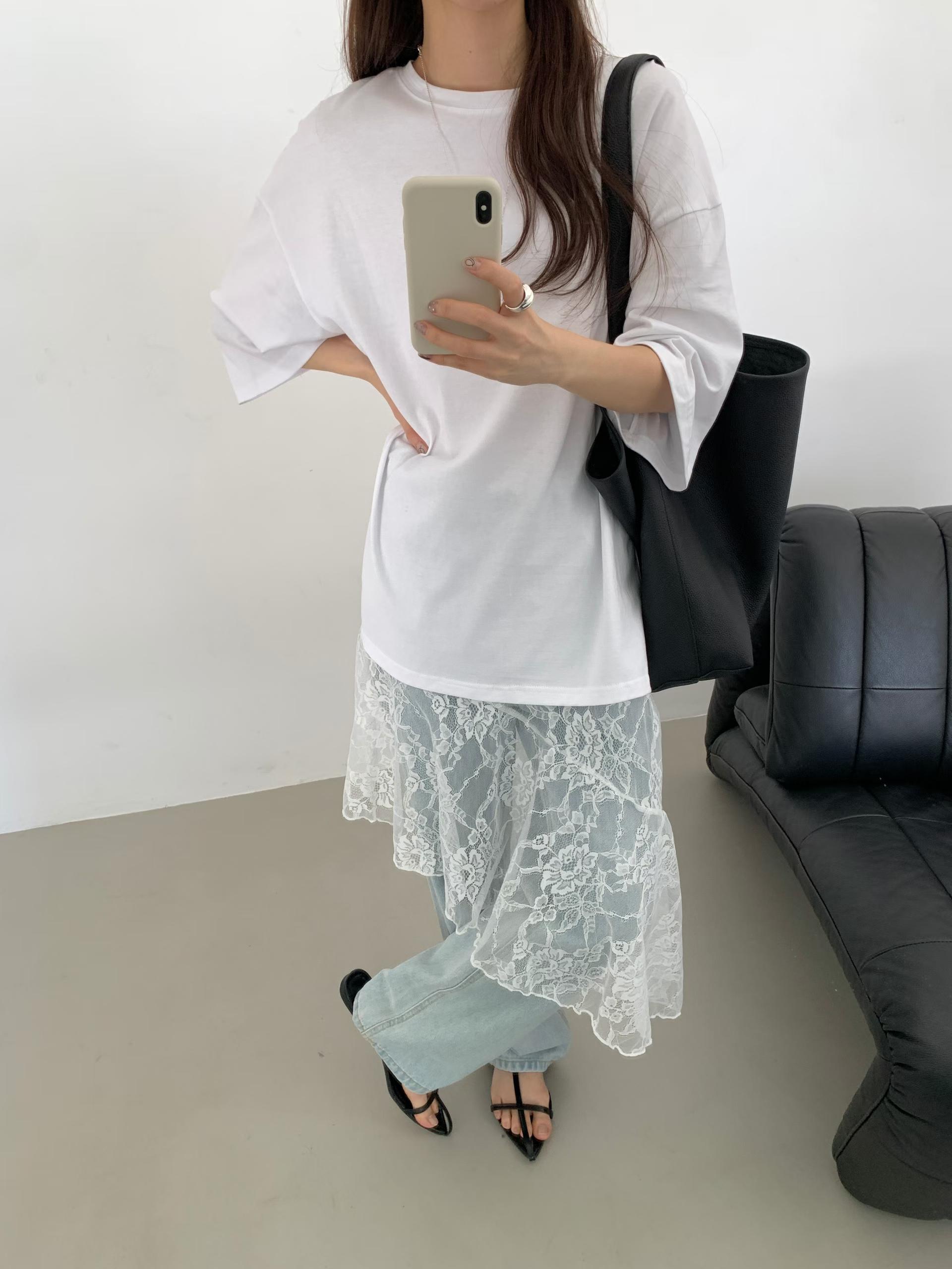 EMMY LACE HEM OVERSIZED TEE