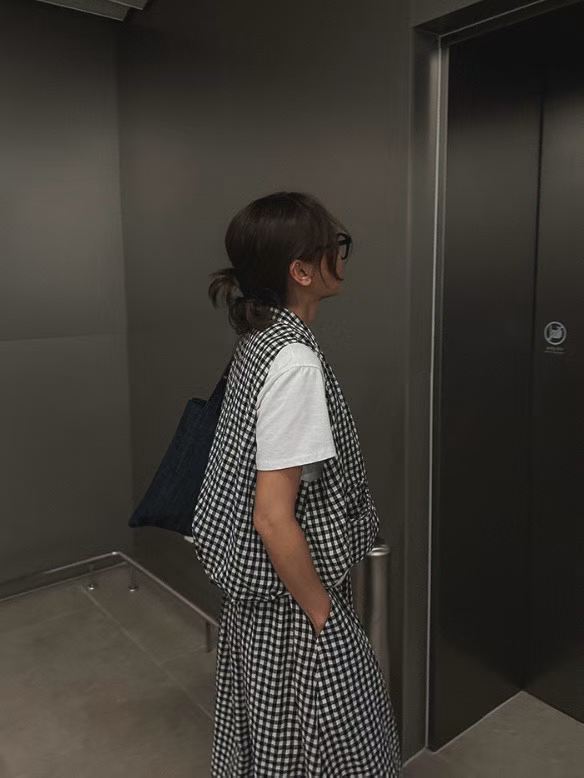 ECHO CHECKERED BUBBLE VEST TOP