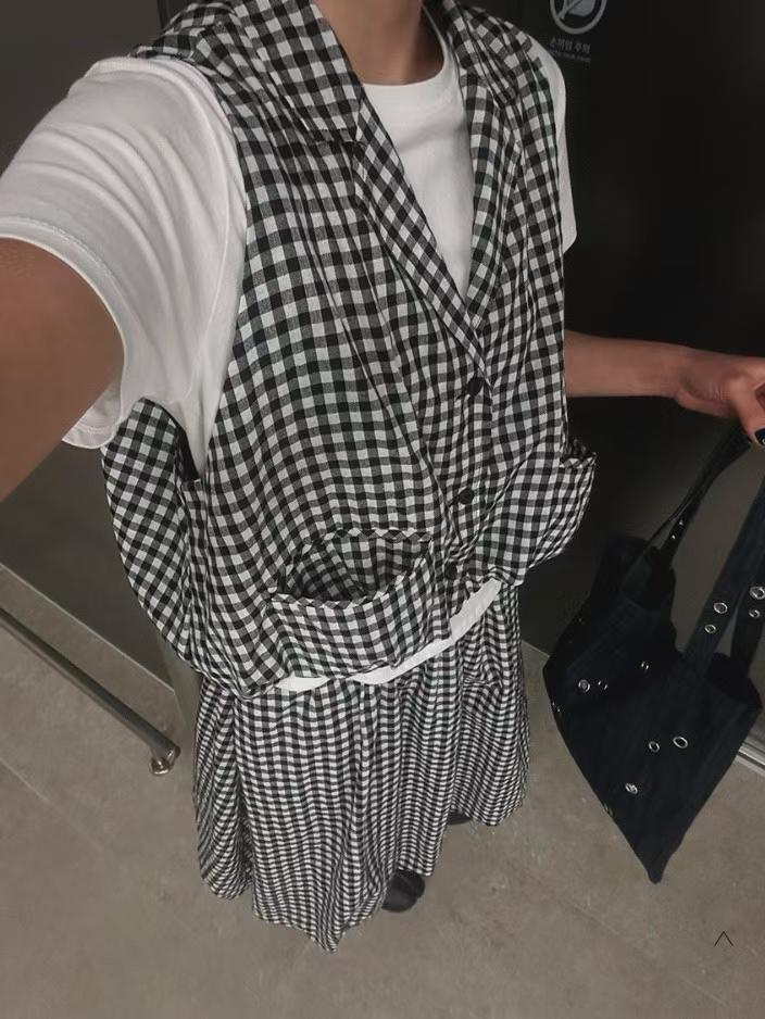 ECHO CHECKERED BUBBLE VEST TOP
