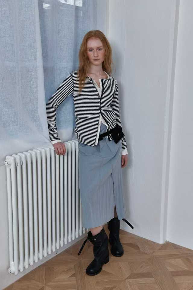 DOTTIE OVERLAP DETAIL MIDI SKIRT