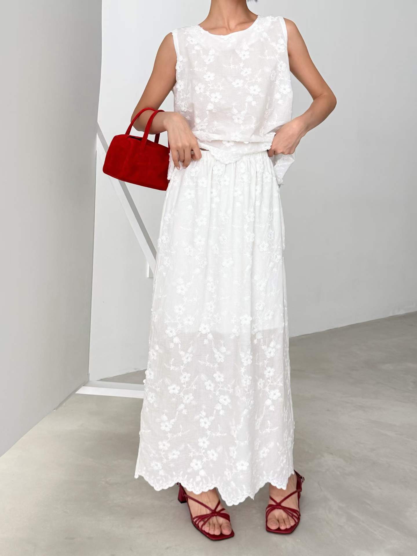 ELOWEN BRODERIE MAXI BANDING SKIRT