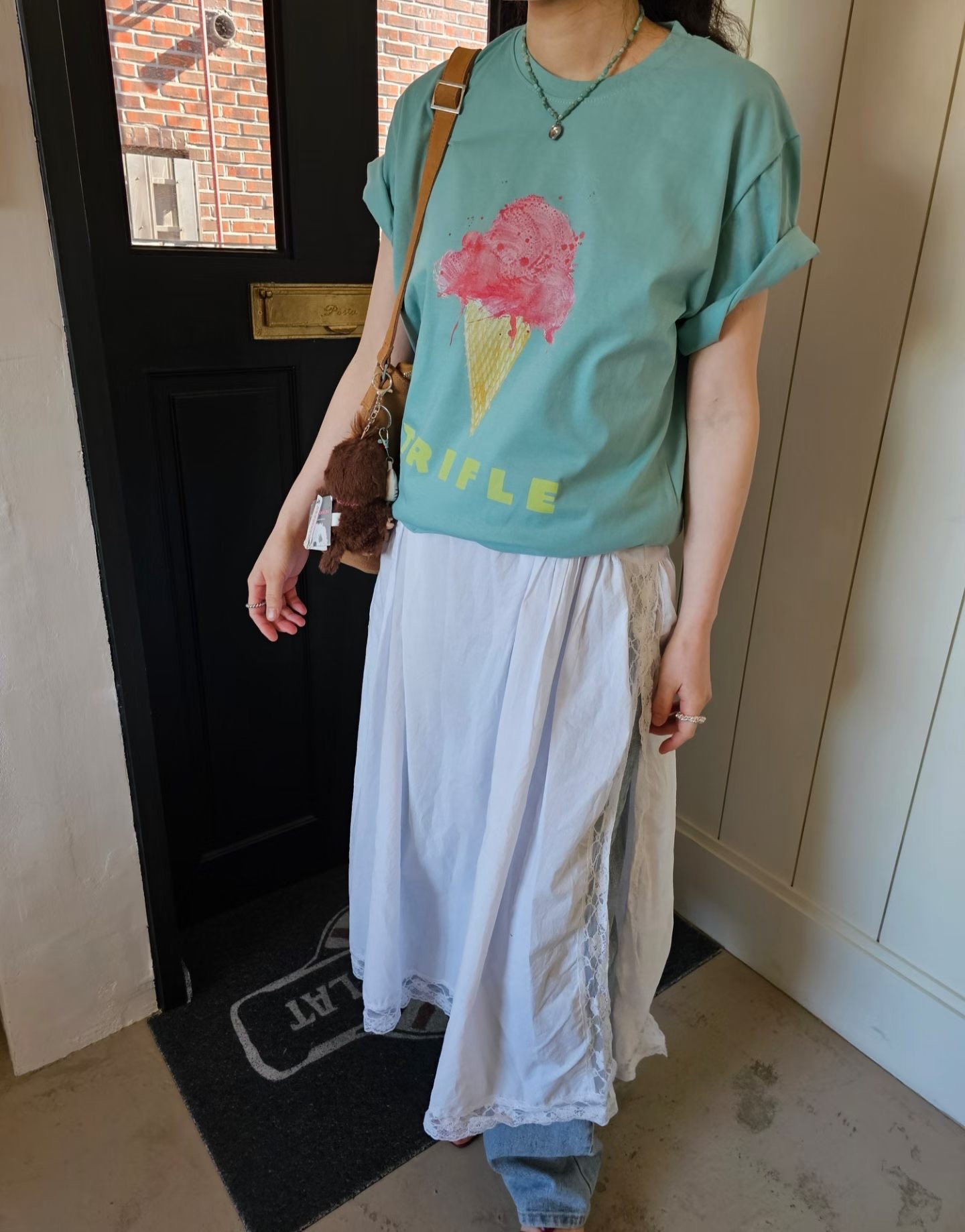820426/TRIFLE CONE LOOSE FIT TEE-SHIRT