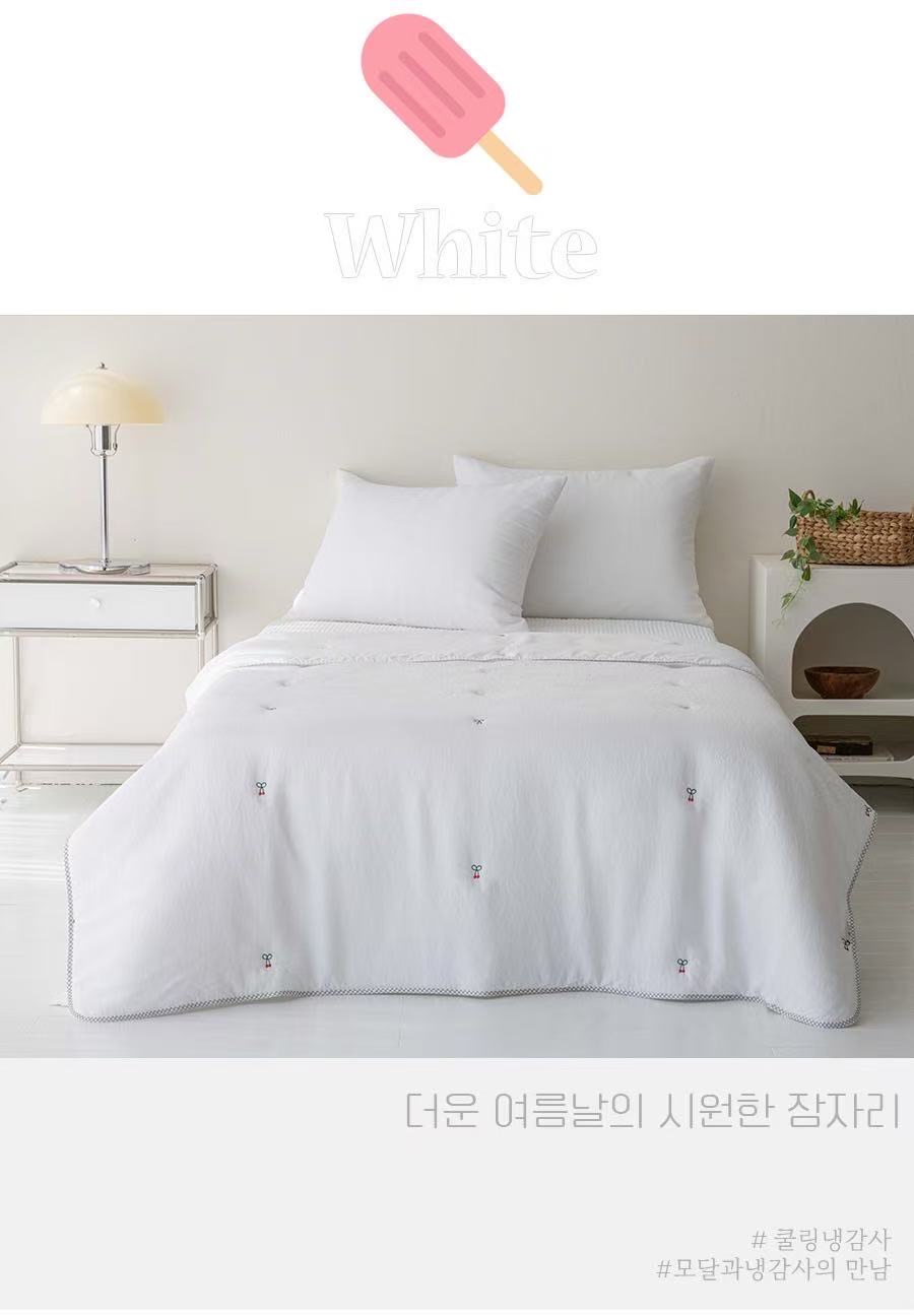 BN06 / CHERRIES AFFAIR BLANKET