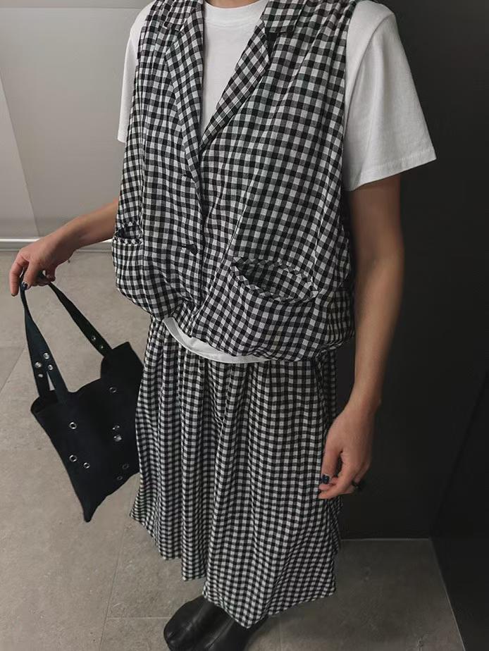 ECHO CHECKERED BUBBLE VEST TOP