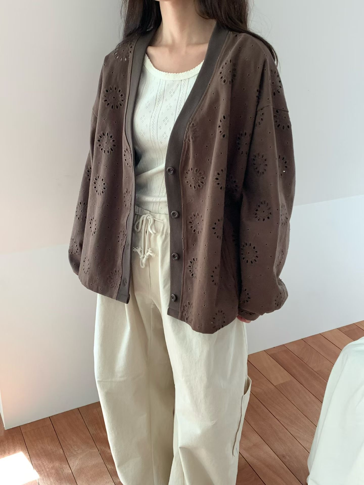 VP27/ OVERSIZED EYELET EMBROIDERY OUTER