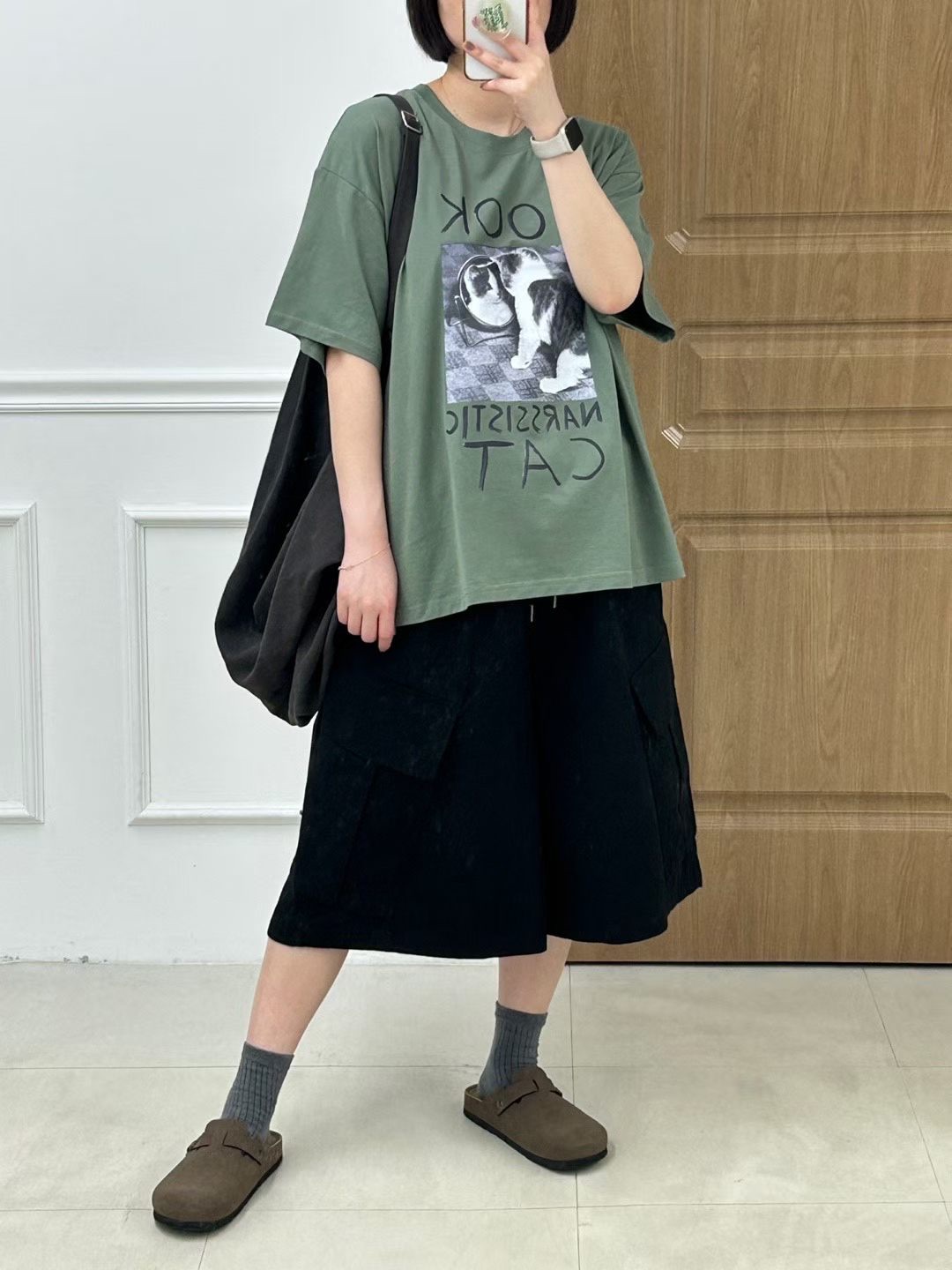 KL13 / LOOK NARSSISTIC CAT GRAPHIC TEE