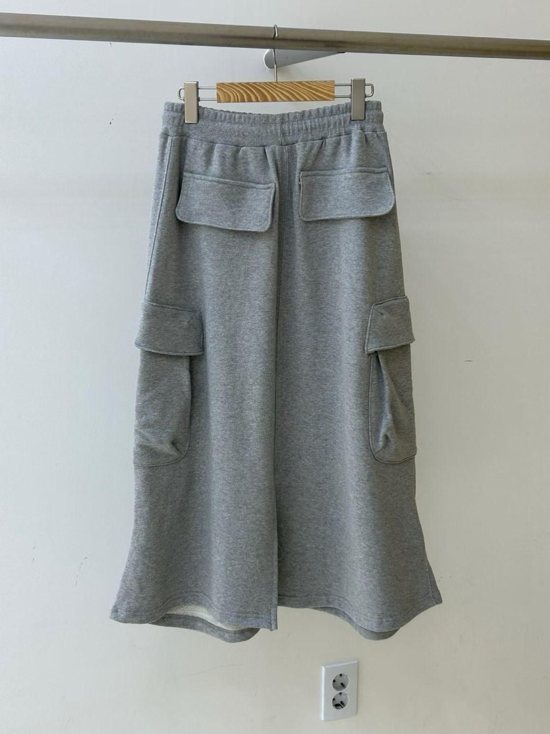 KL18 / UTILITY CARGO POCKET MAXI SKIRT