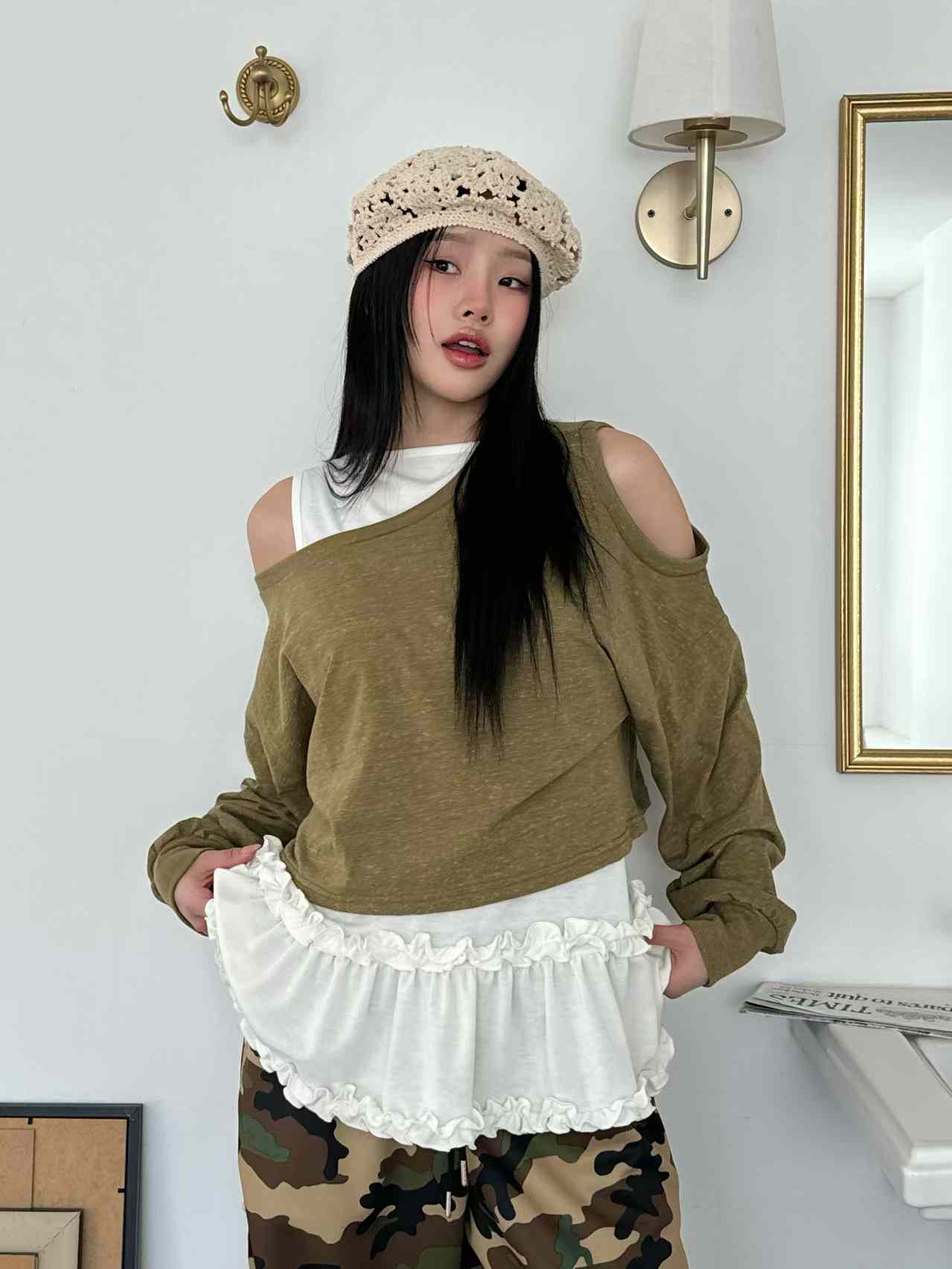 CAMDEN COLD-OFF SHOULDER CASUAL TOP