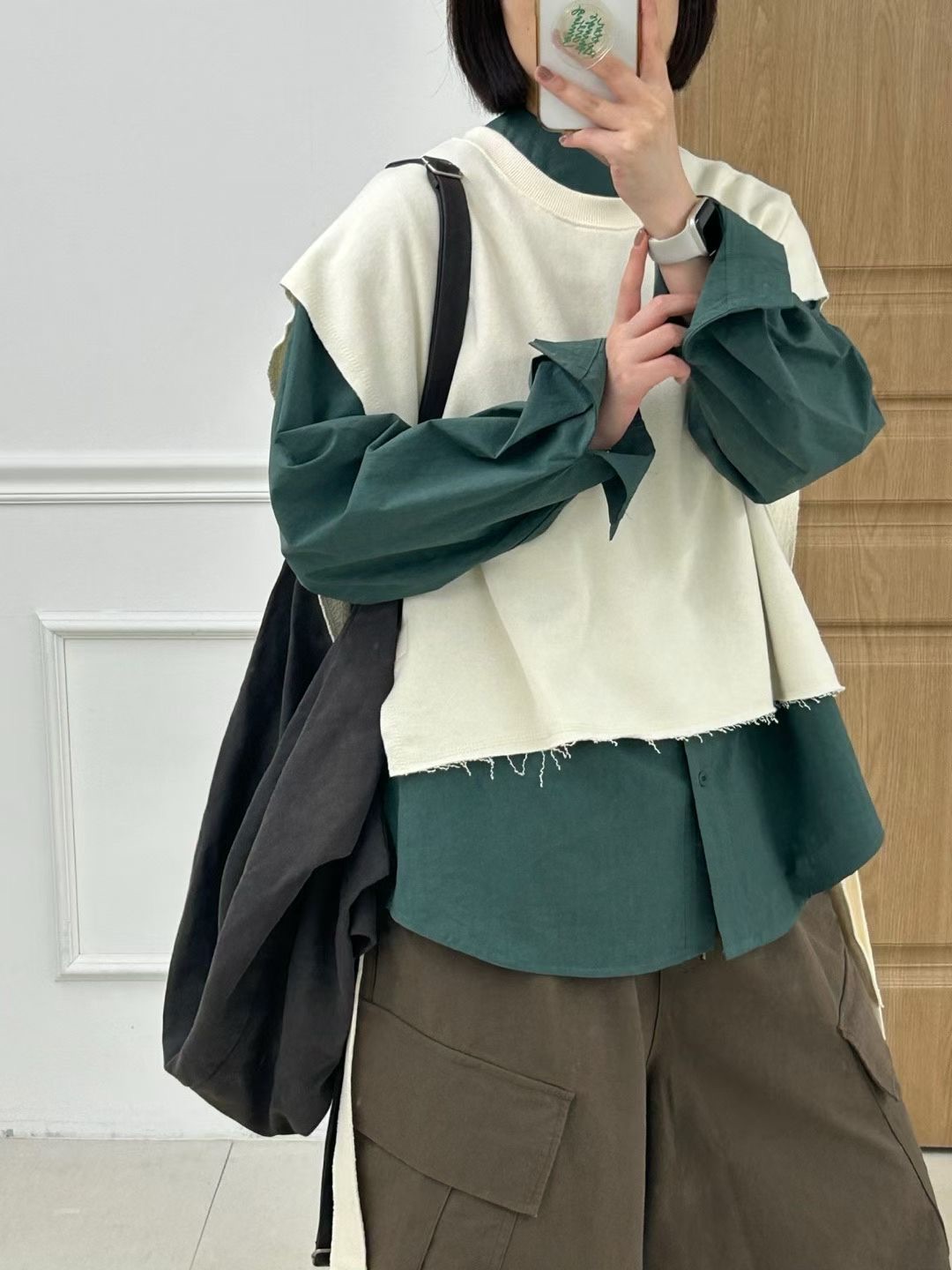 KL17 / SIDE-TIE LAYERING VEST