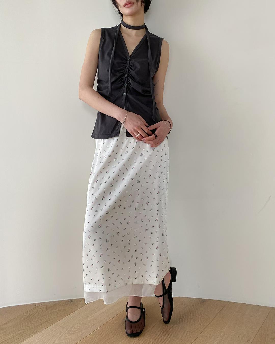 ESSENCE BACK BANDING SATIN FLORAL SKIRT