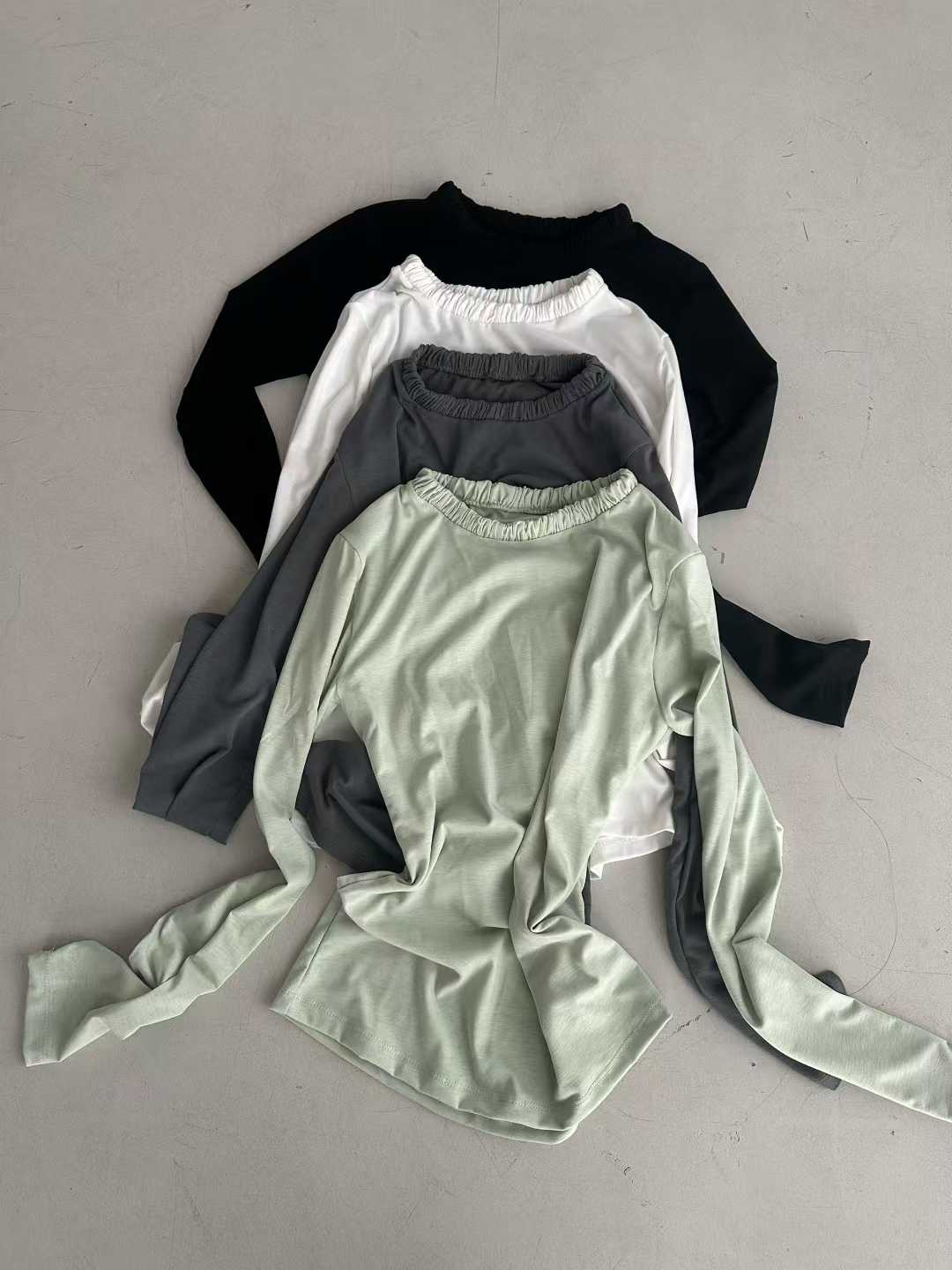 EMBER RUCH COLLAR LONG SLEEVES PULLOVER