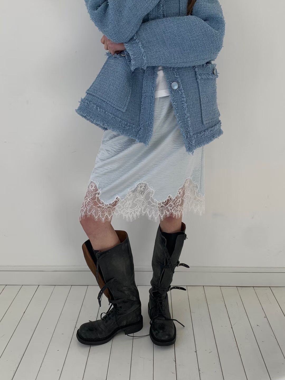 TS14 / ELASTIC BANDING SATIN/LACE MIDI SKIRT