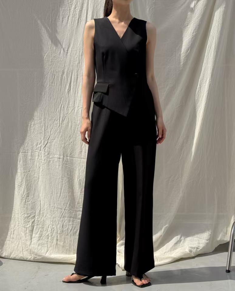 FLORE MINIMALIST VEST PANTSUIT