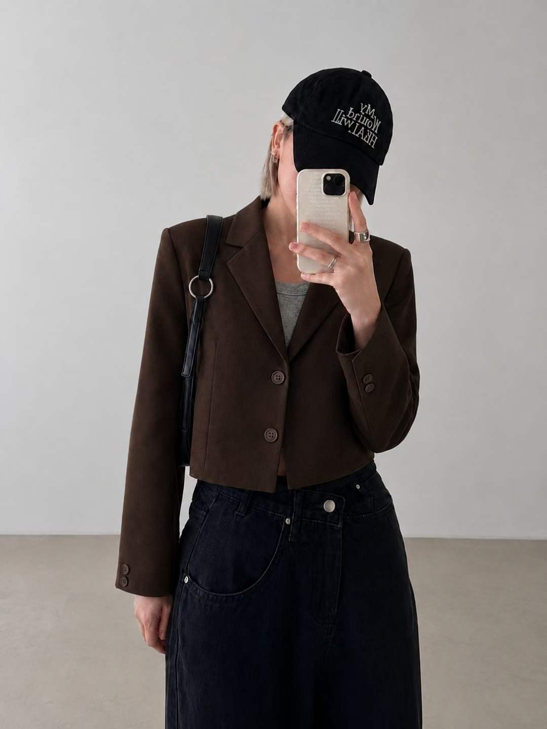 FELICE CROPPED BUTTON BLAZER