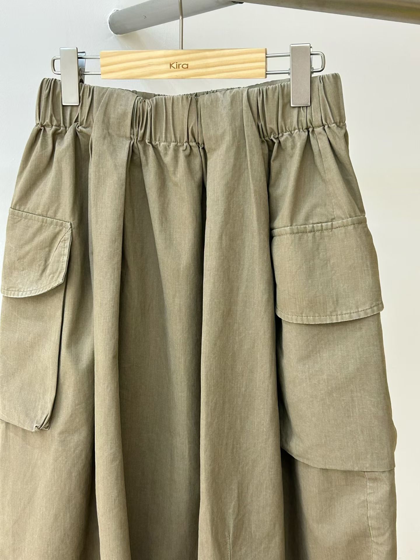 KL22 / BALLOON CUT CARGO SKIRT